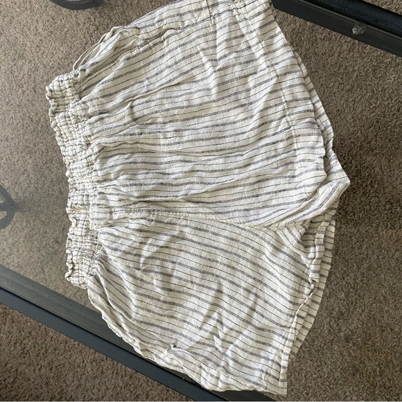 Striped Drawstring Shorts - Picture 2 of 3